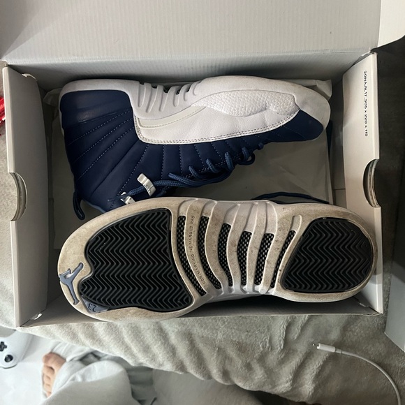 Jordan 12 Retro SE - Stone Blue says 6Y but converts to a women’s size 8 - Picture 3 of 6